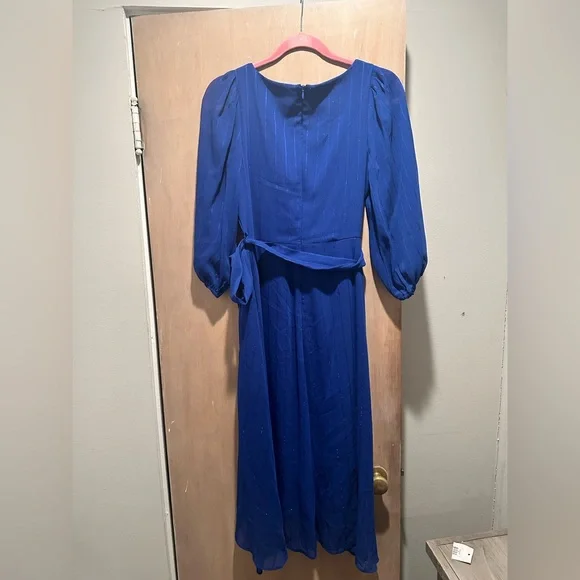 DKNY Blue “fake” wrap w/ belt.
handkerchief hem/midi length - Picture 2 of 5
